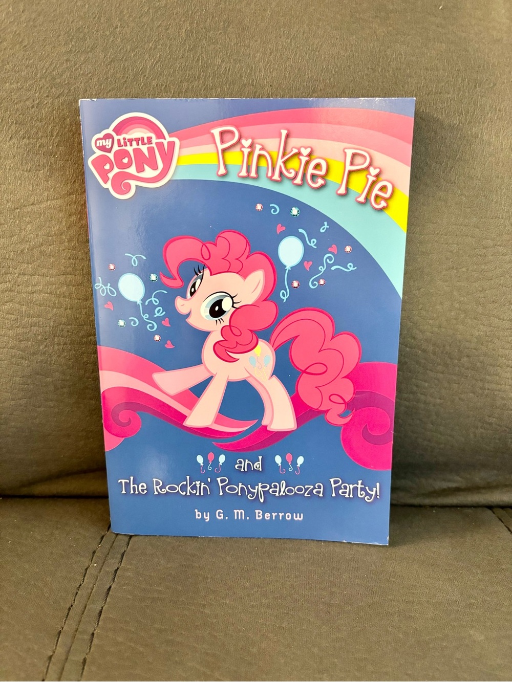 My Little Pony Pinkie Pie and the Rockin Ponypalooza Party Book (2013)